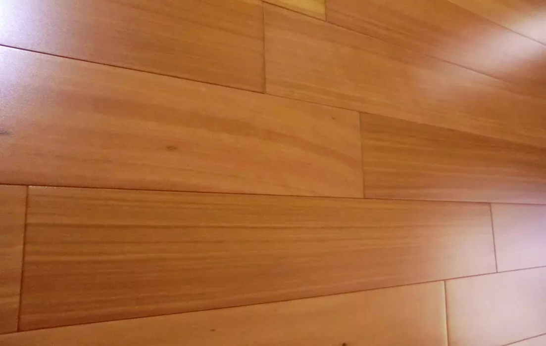 Ekzo Floor Кумьер